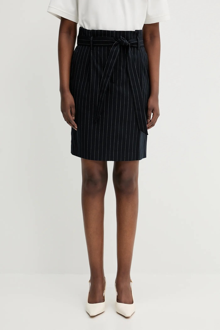 Спідниця з домішкою вовни Maison Kitsuné Paperbag Pleated casual чорний OW01521WT3007