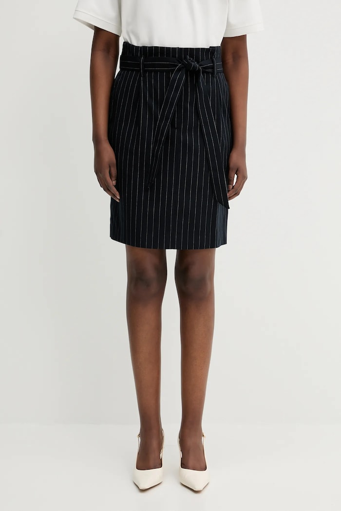 Спідниця з домішкою вовни Maison Kitsuné Paperbag Pleated casual чорний OW01521WT3007