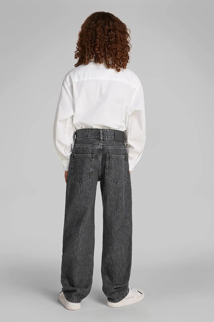 Παιδικά τζιν Calvin Klein Jeans STRAIGHT μαύρο IB0IB02479.PPYA