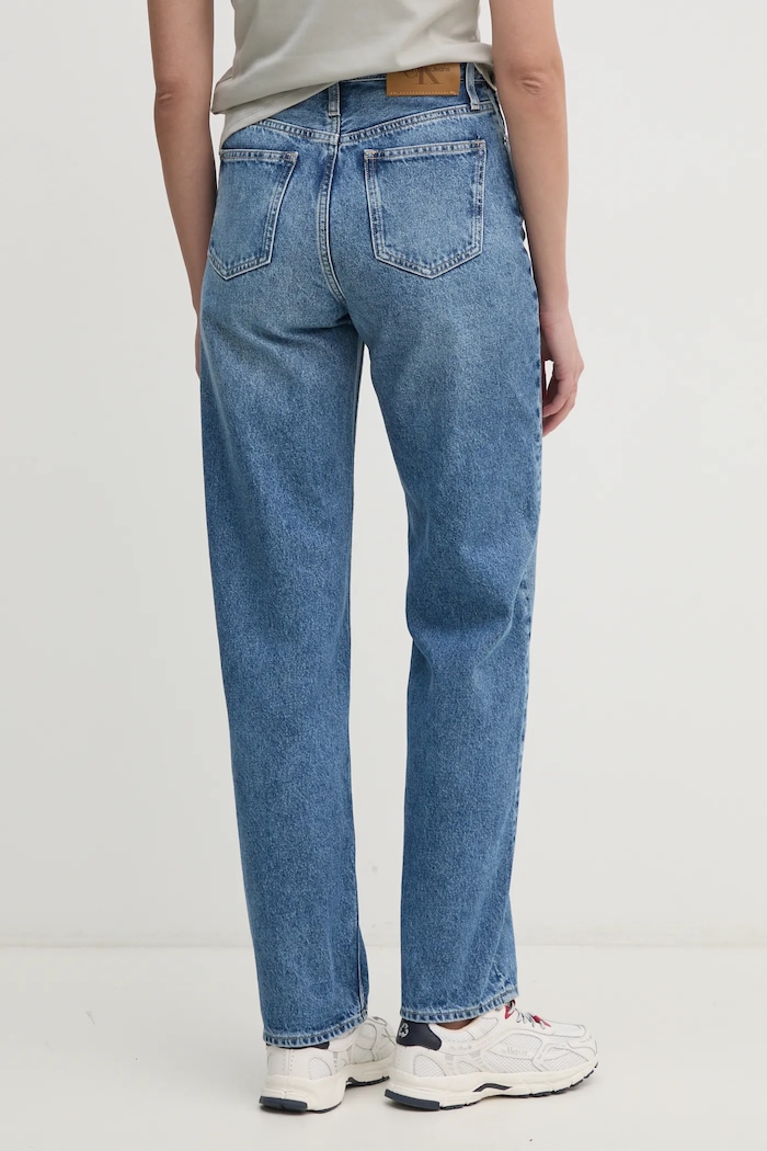 Oblačila Kavbojke Calvin Klein Jeans J20J225003 modra