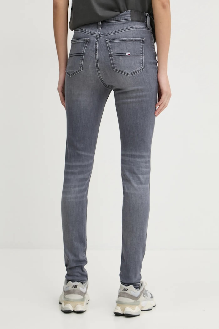 Ruházat Tommy Jeans farmer DW0DW19557 szürke