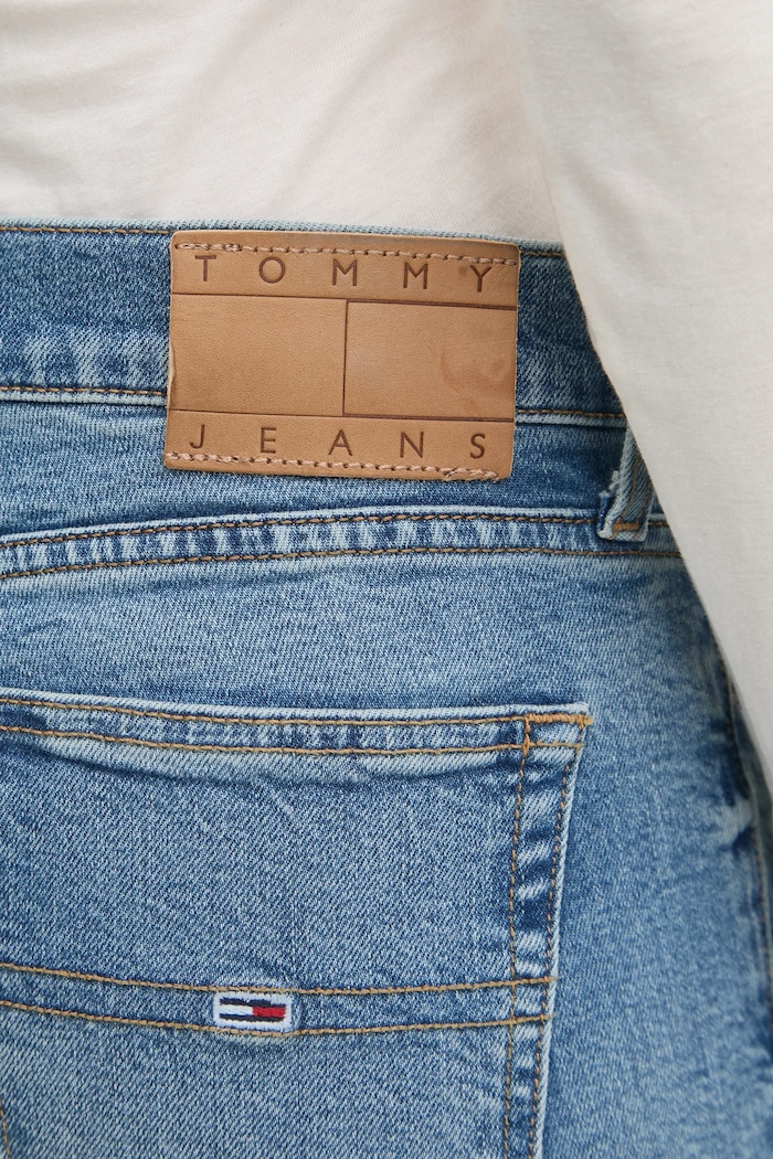 Odzież Tommy Jeans jeansy DW0DW19565 niebieski