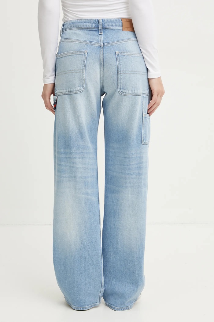 Odjeća Traperice Tommy Jeans DW0DW19572 plava