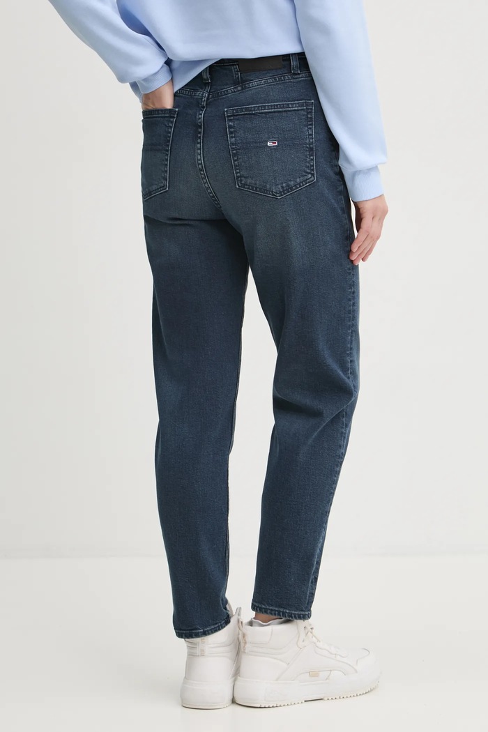 Oblačila Kavbojke Tommy Jeans DW0DW19580 mornarsko modra