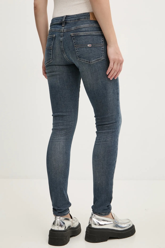 Odzież Tommy Jeans Jeansy DW0DW19587 niebieski