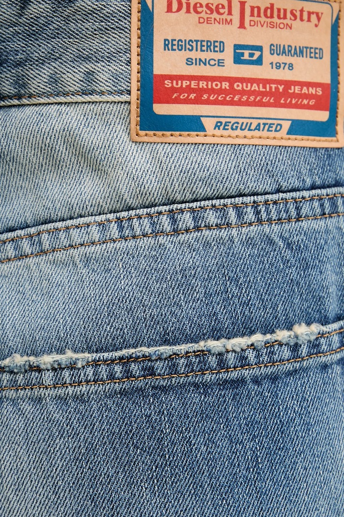 Diesel jeansy bawełniane 1996 D-SIRE L.32 TROUSERS niebieski A06925.09L47