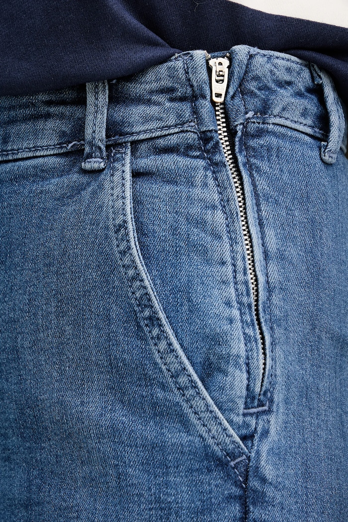 United Colors of Benetton jeansy niebieski 4TUTDF06V
