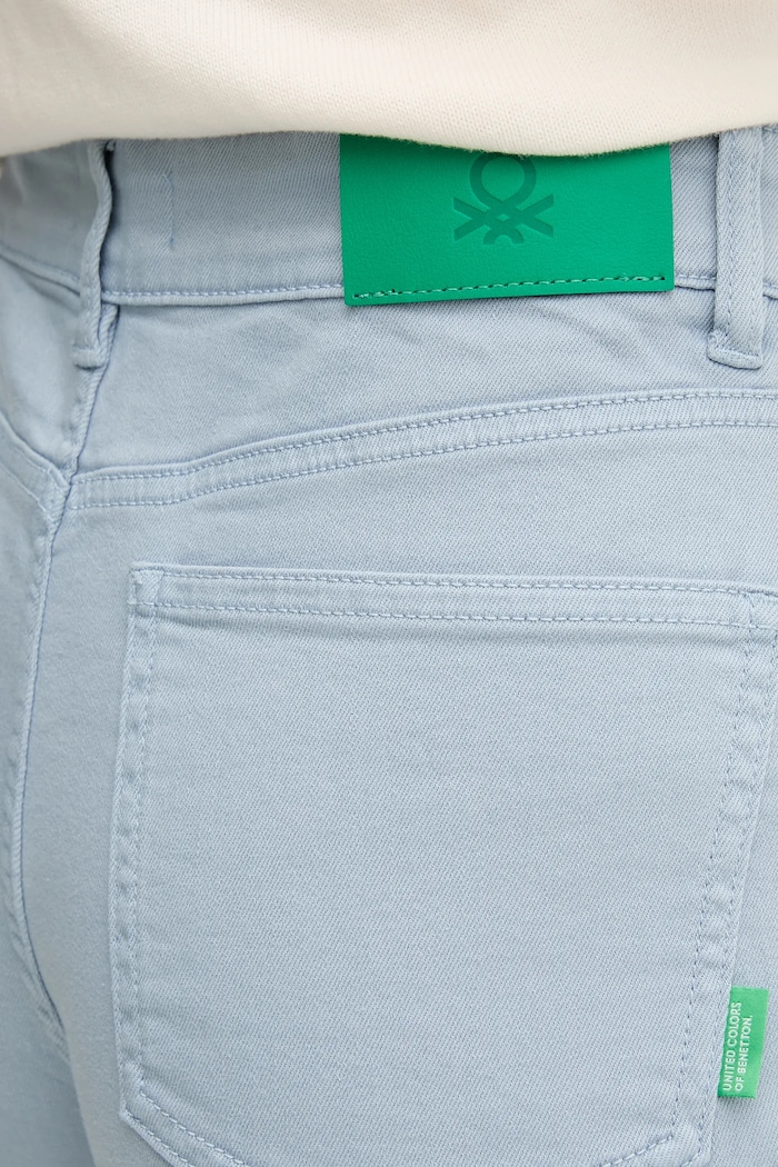 United Colors of Benetton jeansy niebieski 4WDDDE029