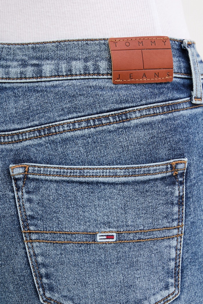 Tommy Jeans jeansy niebieski DW0DW20652