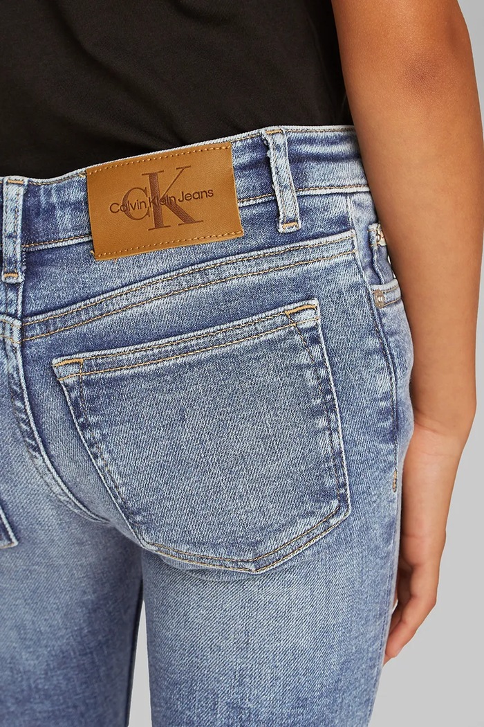 Otroške kavbojke Calvin Klein Jeans ESS FLARE IG0IG02835.PPYA modra