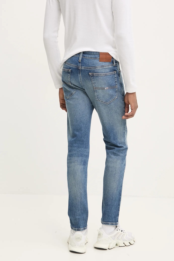 Oblečení Džíny Tommy Jeans DM0DM20548 modrá
