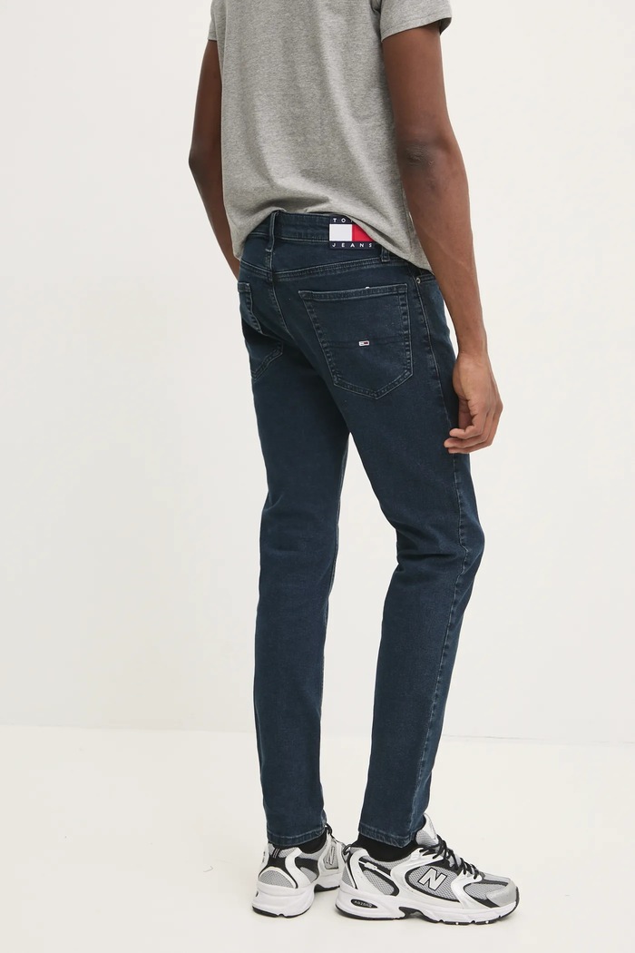 Odzież Tommy Jeans jeansy DM0DM20732 granatowy
