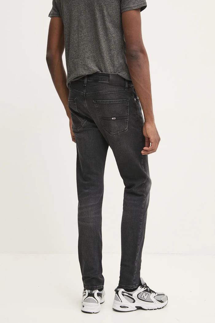 Oblečenie Rifle Tommy Jeans DM0DM18145 čierna