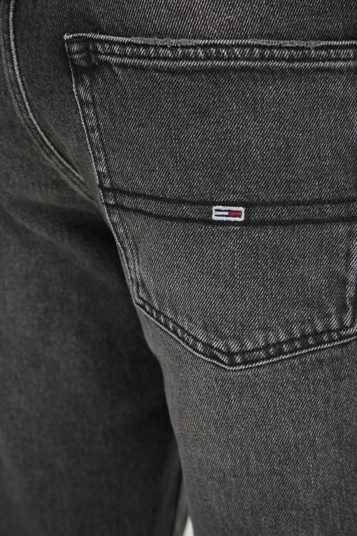 Džíny Tommy Jeans šedá DM0DM20557
