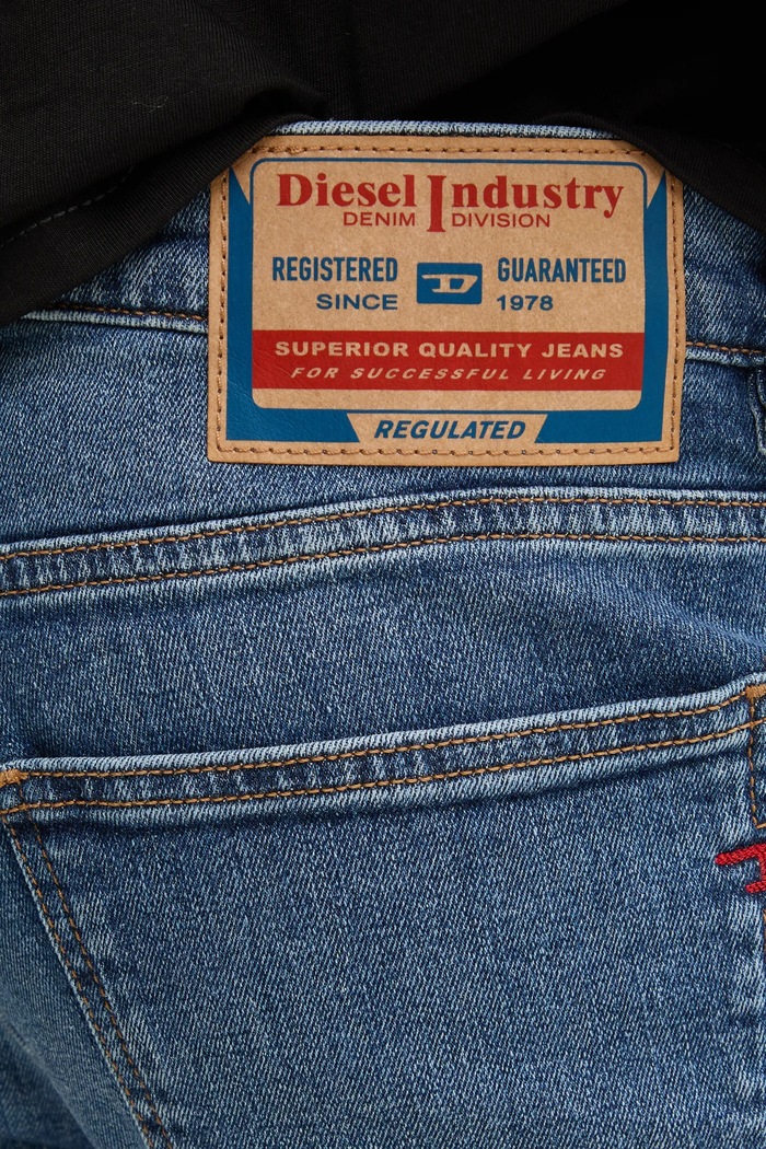 Diesel jeansi 2019 D-STRUKT L.34 TROUSERS albastru A03563.0KIAL