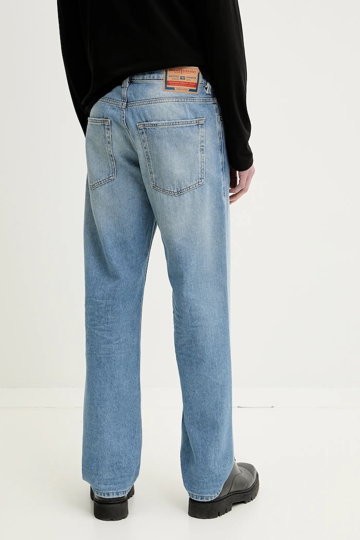 Дънки Diesel 2010 D-MACS L.32 TROUSERS A03564.0CLBA син SS25