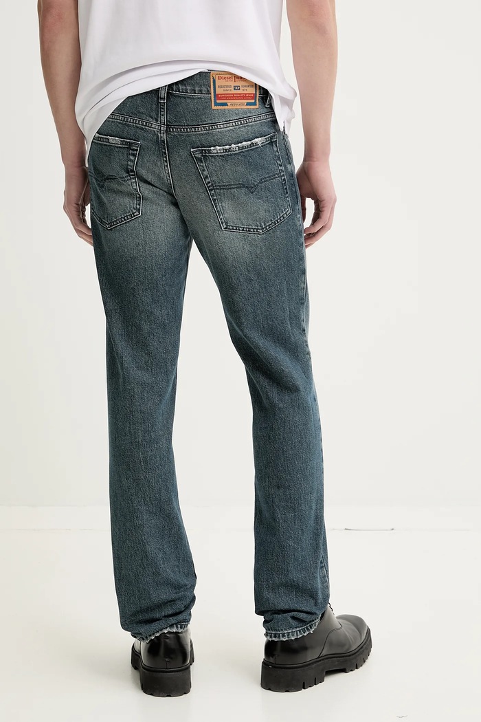 Oblečení Diesel Džíny Diesel 2023 D-FINITIVE L.32 TROUSERS A10229.007Y7 modrá