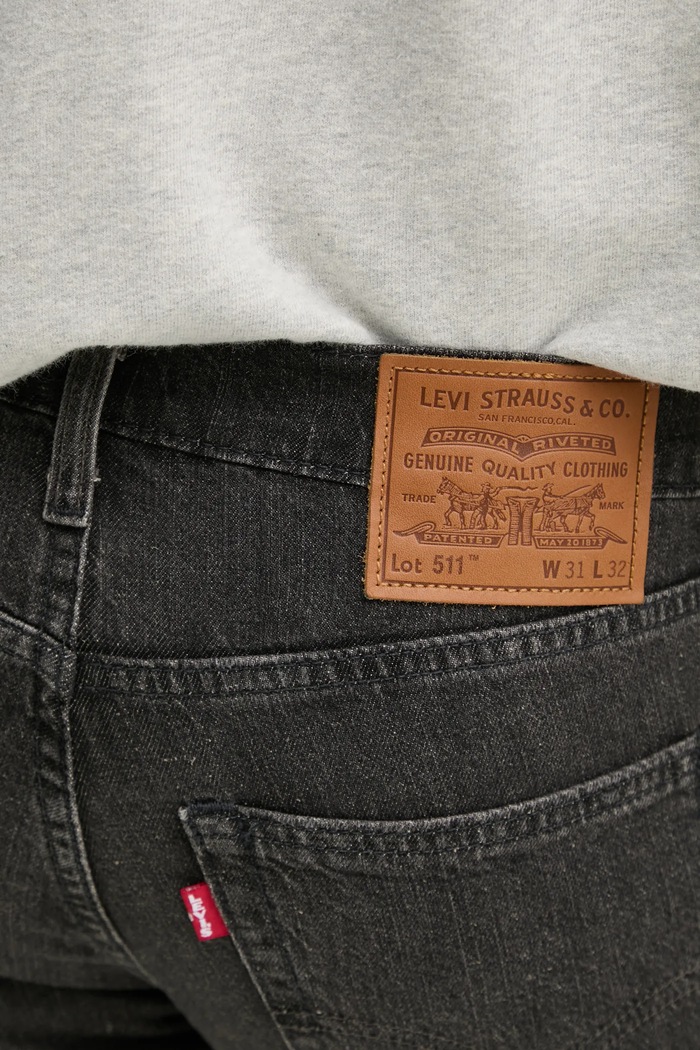 Τζιν με μείγμα από λινό Levi's 511 SLIM γκρί 04511.