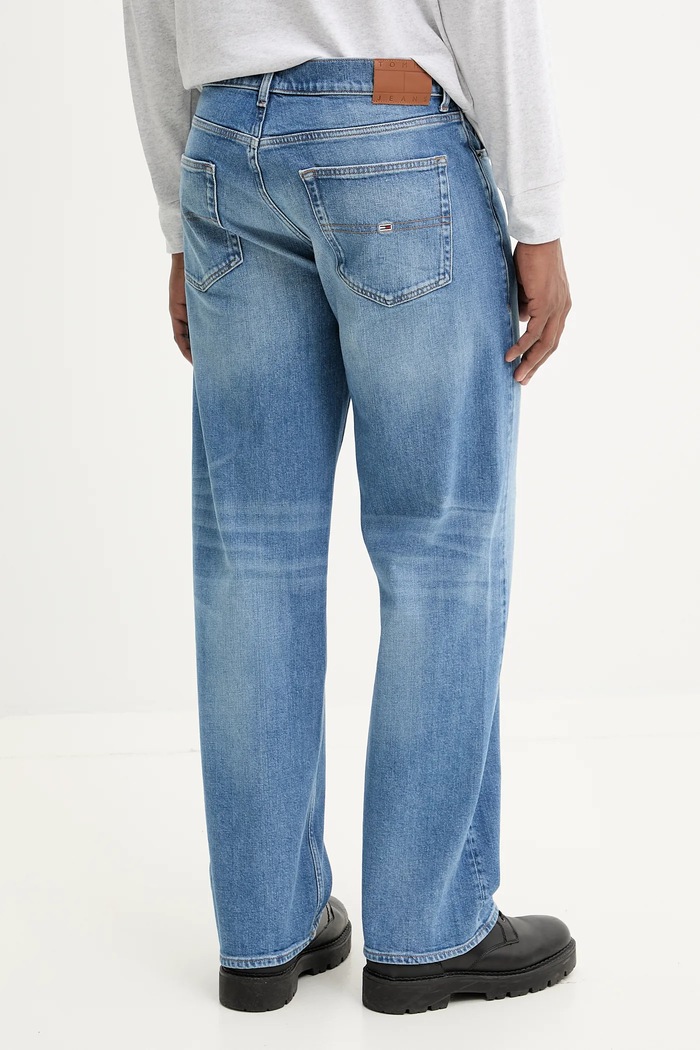 Oblečenie Rifle Tommy Jeans DM0DM21015 modrá