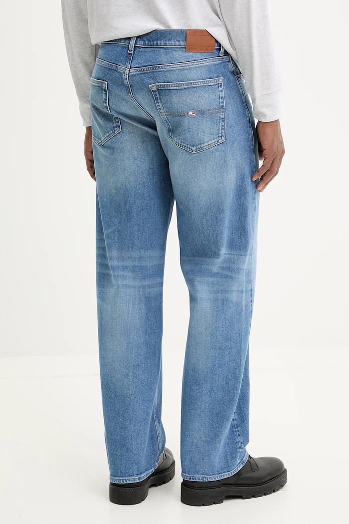 Oblečenie Rifle Tommy Jeans DM0DM21015 modrá