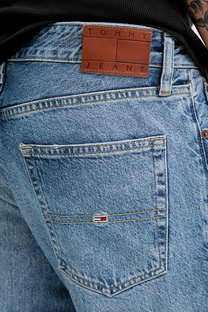 Τζιν παντελόνι Tommy Jeans μπλε DM0DM21313