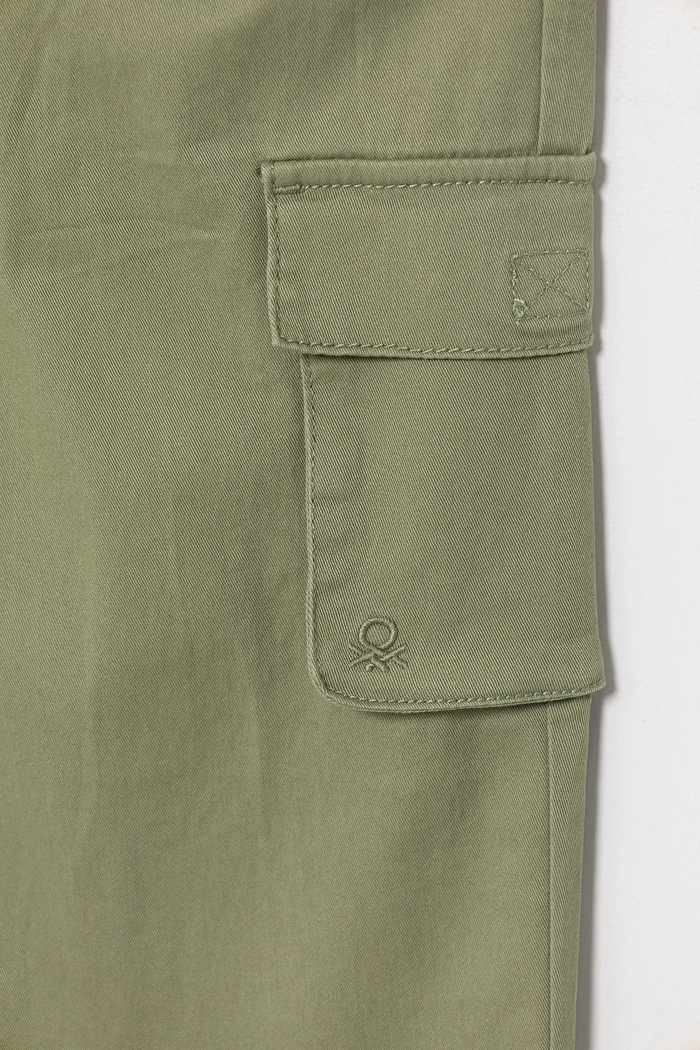 Chlapec Detské nohavice United Colors of Benetton 4TCGGF02B.P.Seasonal zelená