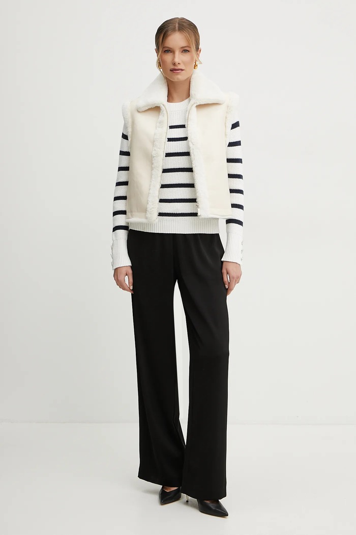 Nohavice Armani Exchange XW000143.AF10840 čierna SS25