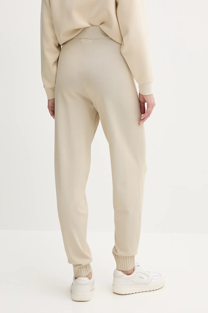Odzież Armani Exchange Spodnie dresowe XW000120.AF10352 beżowy