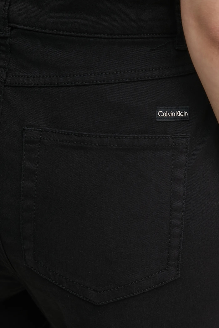 Панталон Calvin Klein Jeans черен J20J224852