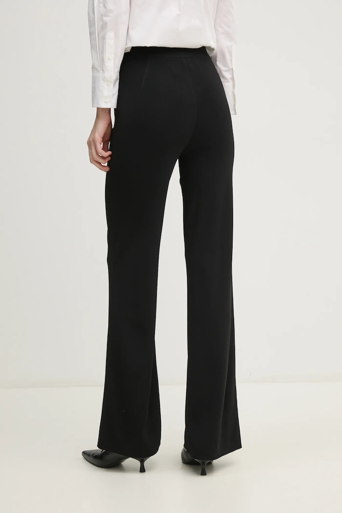 Abbigliamento Calvin Klein Jeans pantaloni della tuta J20J225056 nero