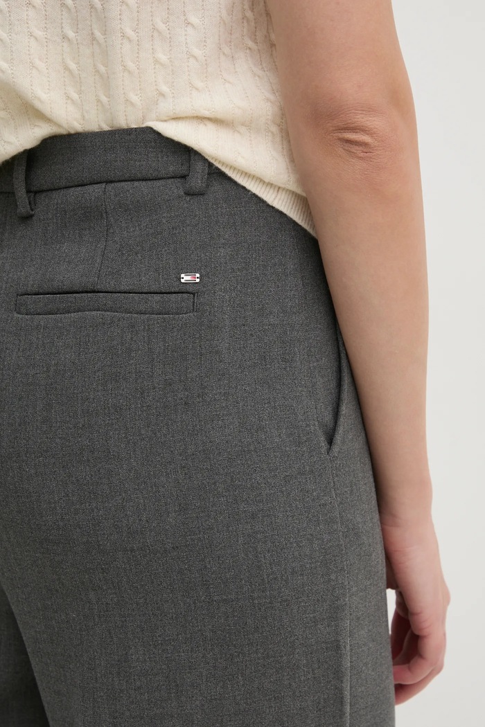 Hlače Tommy Hilfiger siva WW0WW43875