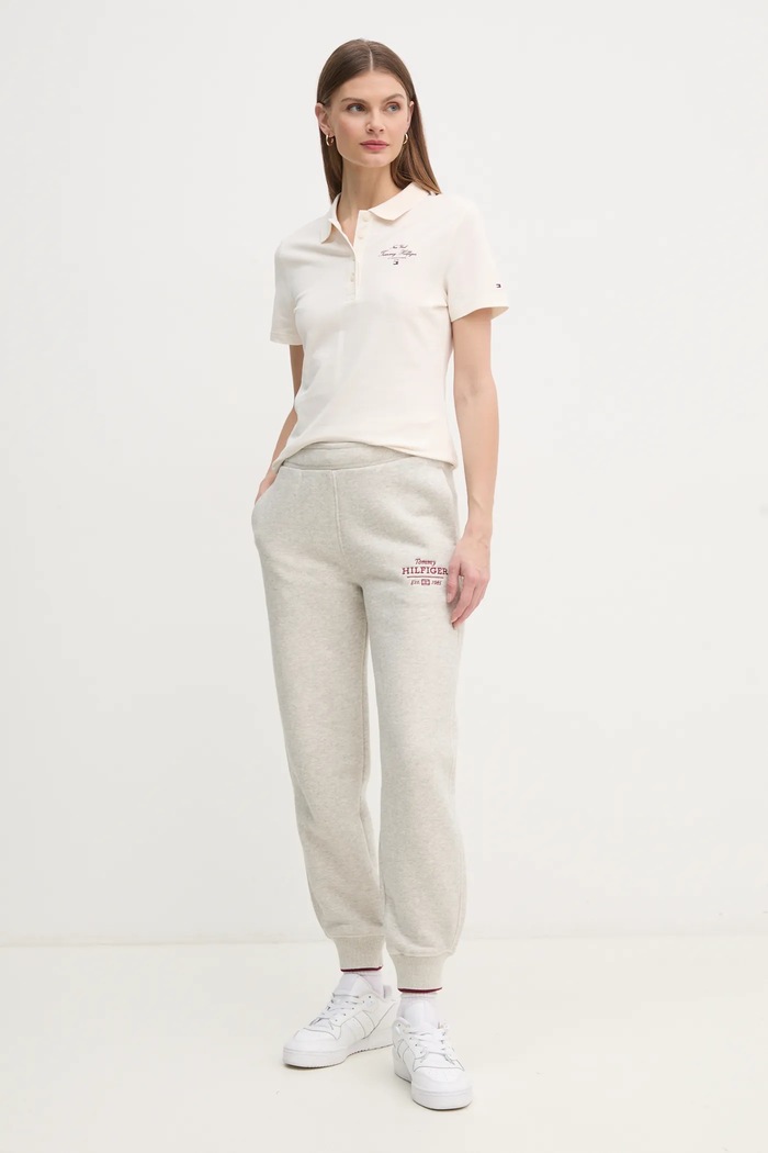 Tepláky Tommy Hilfiger WW0WW43863 šedá SS25