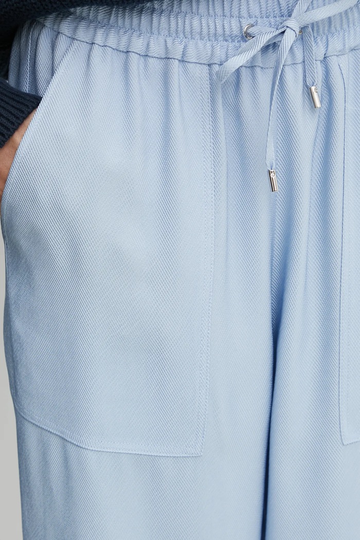BOSS pantaloni albastru 50530552