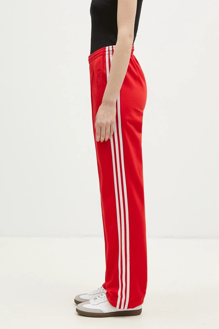 adidas Originals pantaloni della tuta Firebird IR8081 rosso AW25
