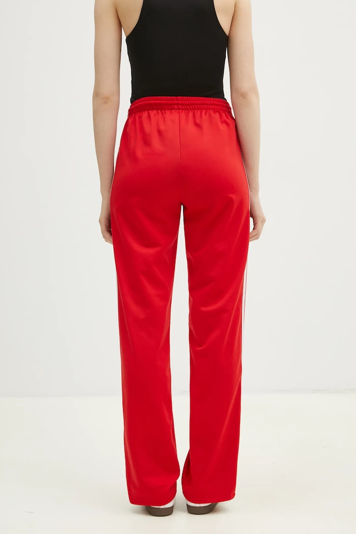 Abbigliamento adidas Originals pantaloni della tuta Firebird IR8081 rosso