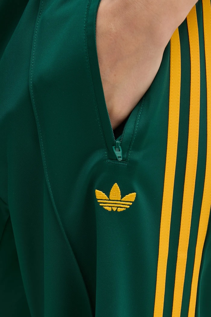 adidas Originals melegítőnadrág Firebird zöld JP2314