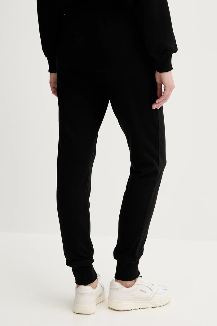 Odzież Armani Exchange spodnie dresowe bawełniane XW000497.AF12739 czarny