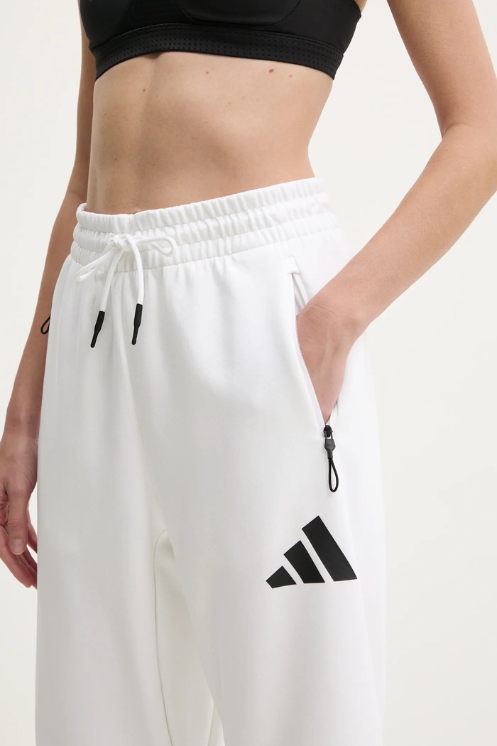 Παντελόνι φόρμας adidas Z.N.E. μπεζ JJ4747