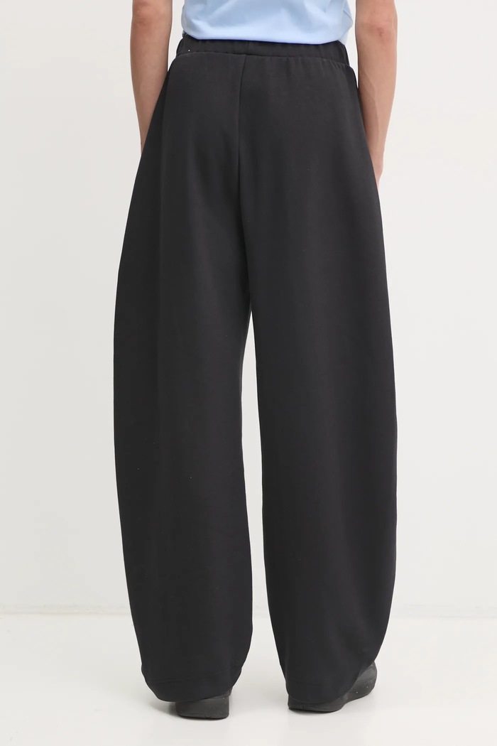 Odzież adidas spodnie dresowe City Escape JF3415 czarny
