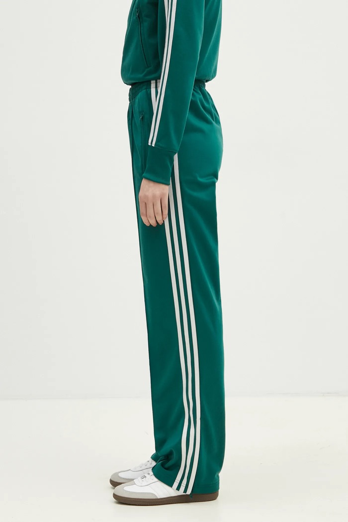 Tepláky adidas Originals Firebird JC8284 zelená SS25