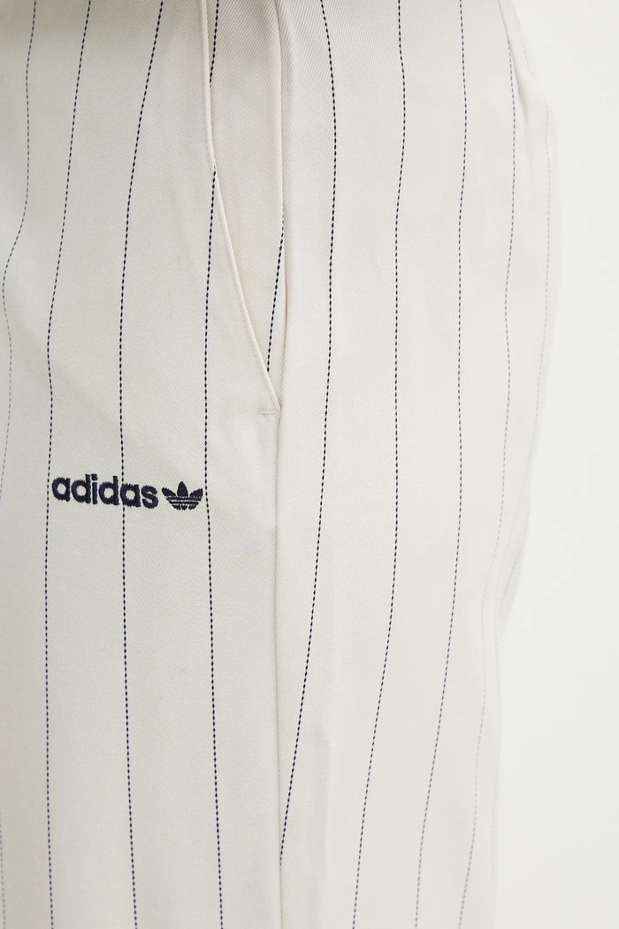 Παντελόνι adidas Originals PINSTRIPE PANTS μπεζ JJ3483