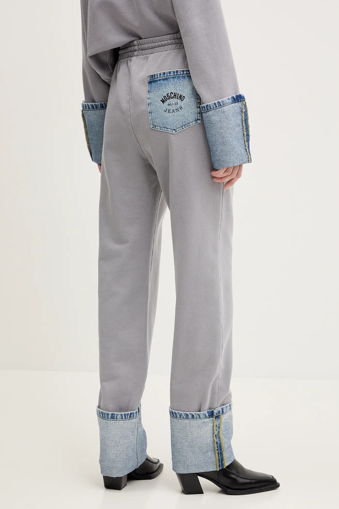 Oblečenie Tepláky Moschino Jeans 0321.3228 sivá