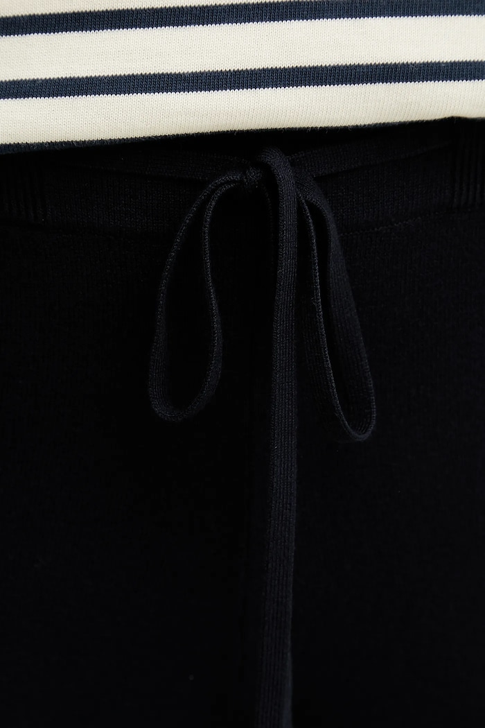 Tepláky MM by Max Mara námořnická modř 2516331027600