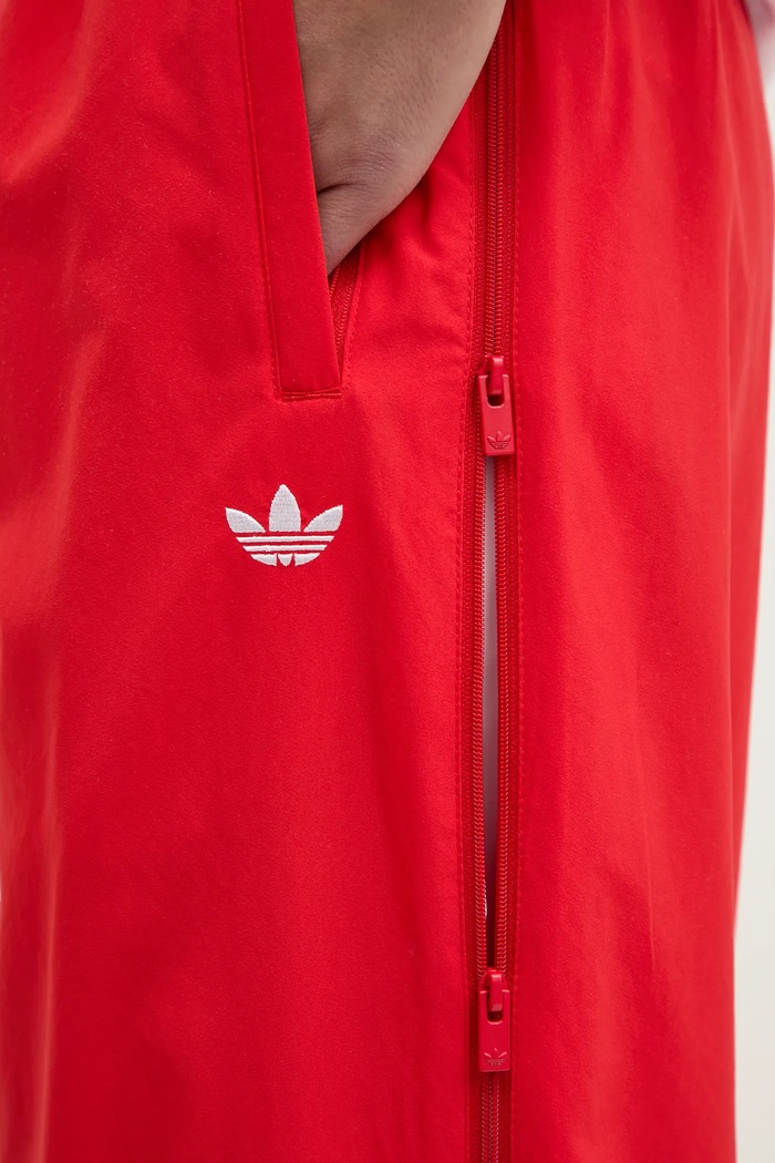 Παντελόνι φόρμας adidas Originals WOVEN TP JX9205 κόκκινο