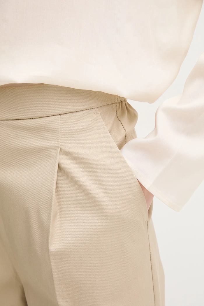 United Colors of Benetton spodnie beżowy 40FADF092