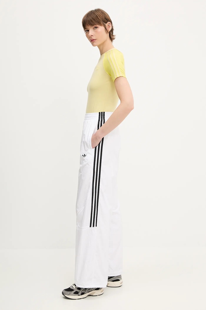 adidas Originals spodnie dresowe Teamgeist biały JD0257