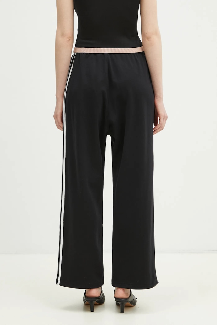 Odzież Y-3 spodnie dresowe 3-Stripes Slim Track Pant IW7457 czarny