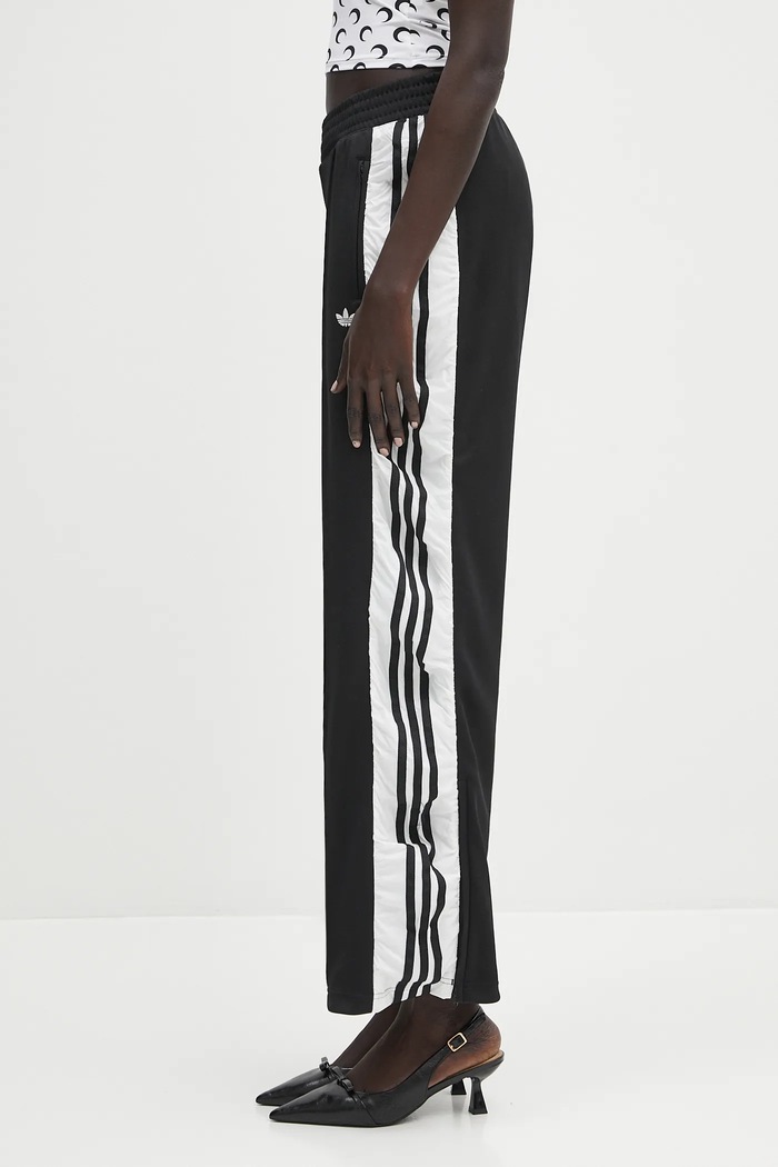 adidas Originals pantaloni de trening Track Pant JZ6778 negru SS25