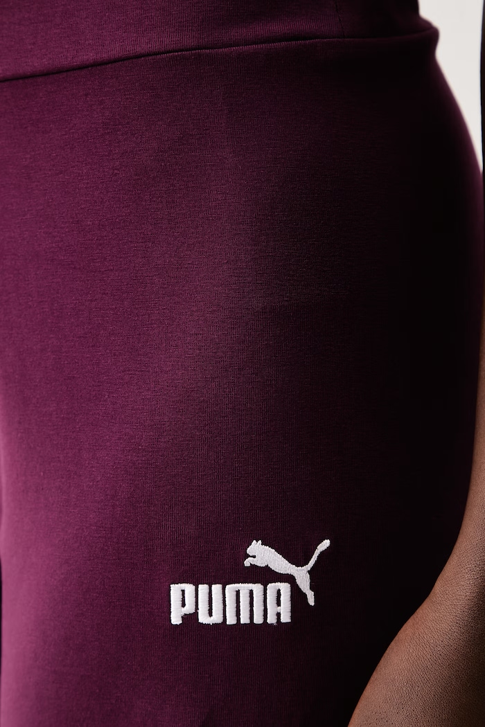 Spodnie dresowe damskie bawełniane z elastanem Essential Logo Puma 682429 bordowy