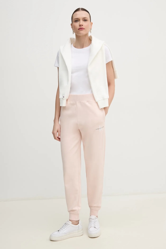 Bavlněné tepláky Calvin Klein Jeans J20J225354 růžová SS25